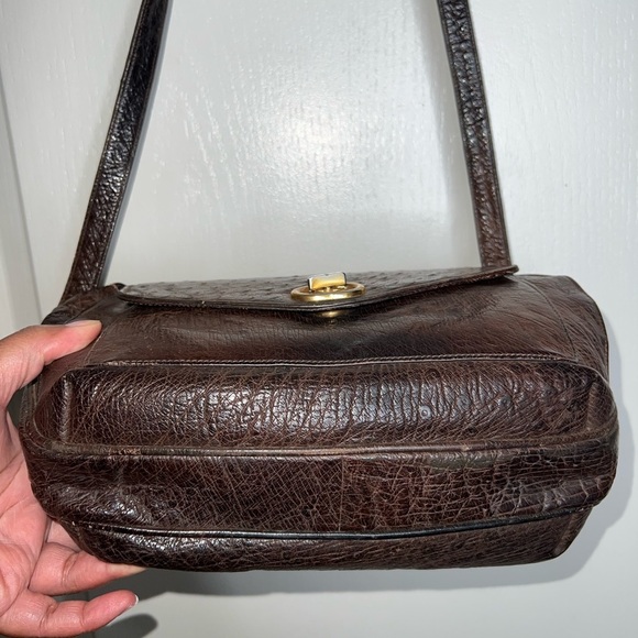 Vintage Gucci Ostrich Crossbody - Picture 6 of 16